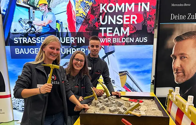 Azubis von Menner Tiefbau auf Jobmesse