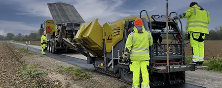 Menner Tiefbau: Asphaltarbeiten