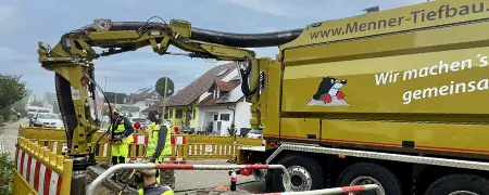 Menner Tiefbau: Saugbaggerarbeiten